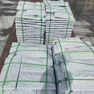 汕尾 芝麻白蘑菇石装车出货