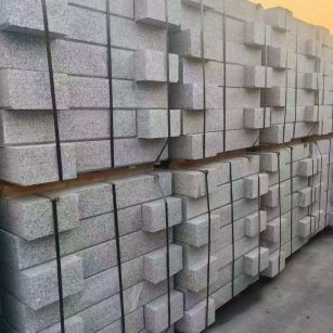 汕尾 芝麻白路沿石