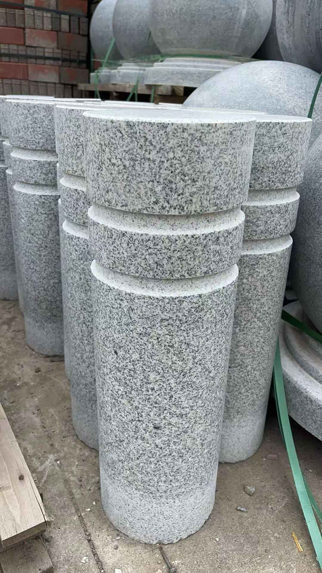 汕尾 芝麻白花岗岩挡车柱、隔离柱多少钱