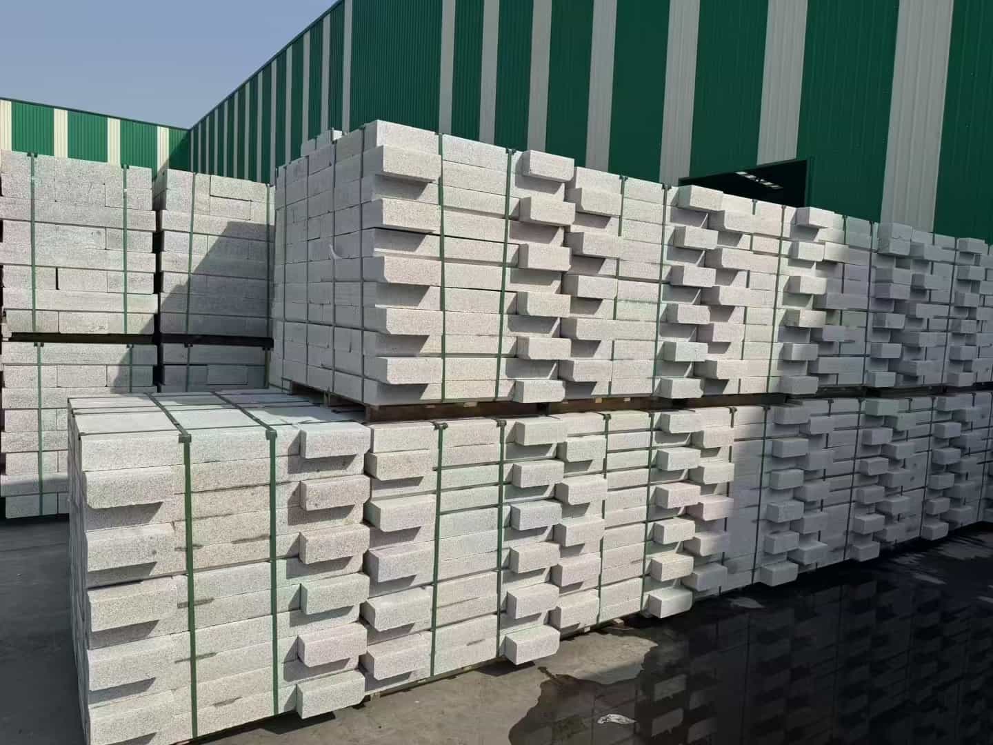 汕尾芝麻白路沿石