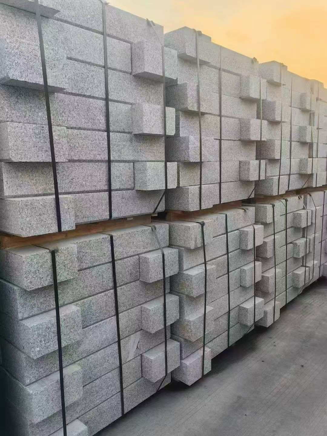 汕尾 芝麻白路沿石
