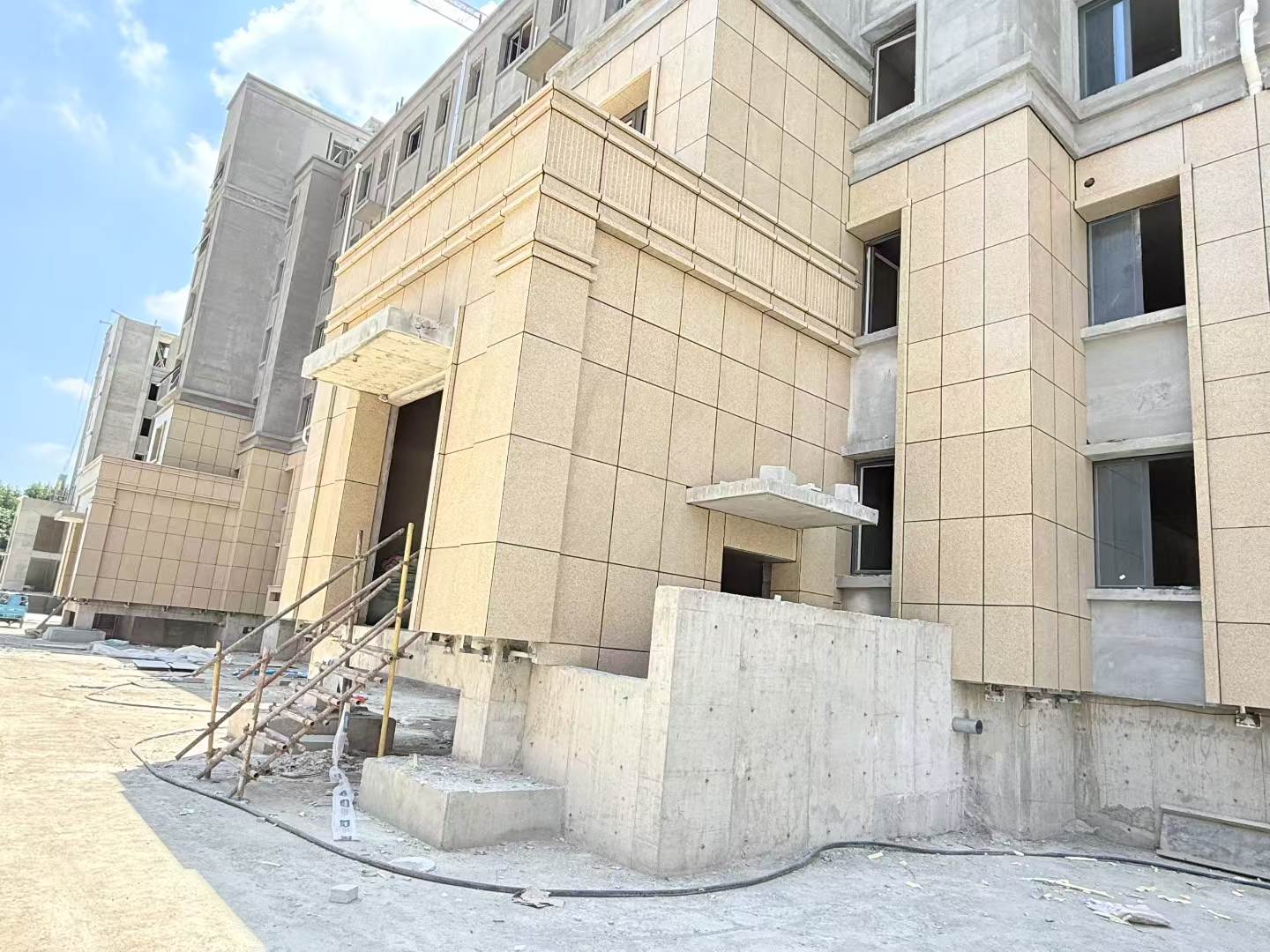 汕尾 黄金麻干挂，工地实拍