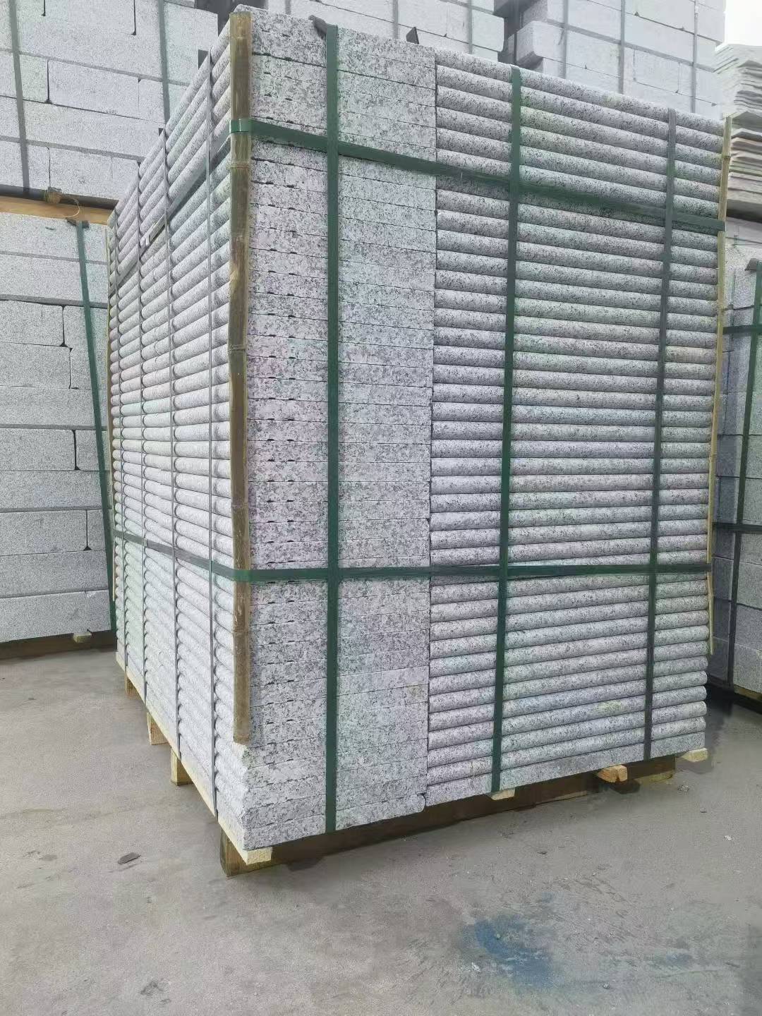 汕尾 芙蓉白3公分厚磨圆边、拉槽，楼梯踏步